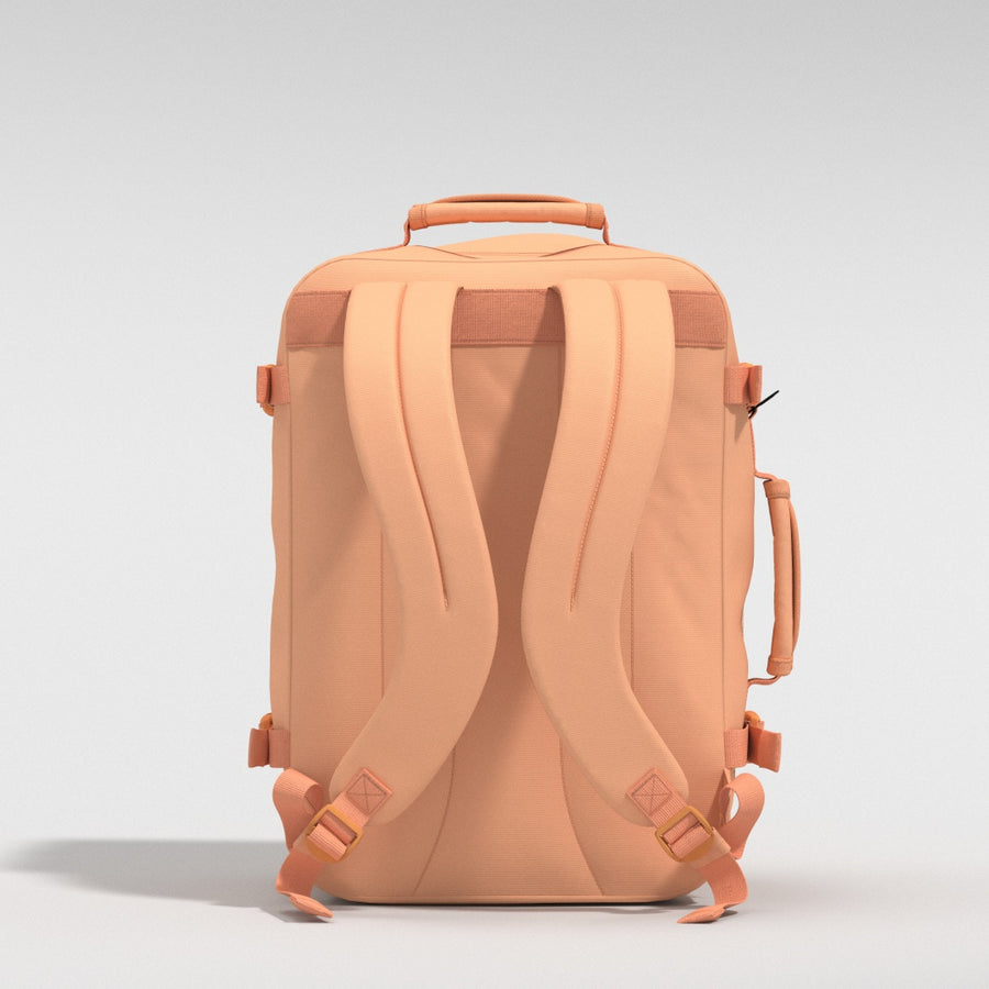 Classic Cabin Backpack 36L