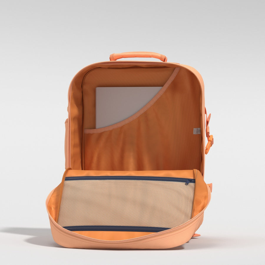 Classic Cabin Backpack 44L