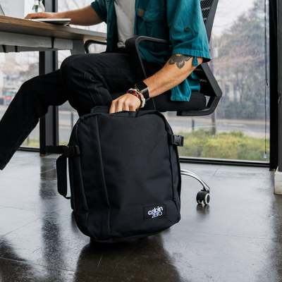 Classic Tech Mochila -  28L Absolute Black