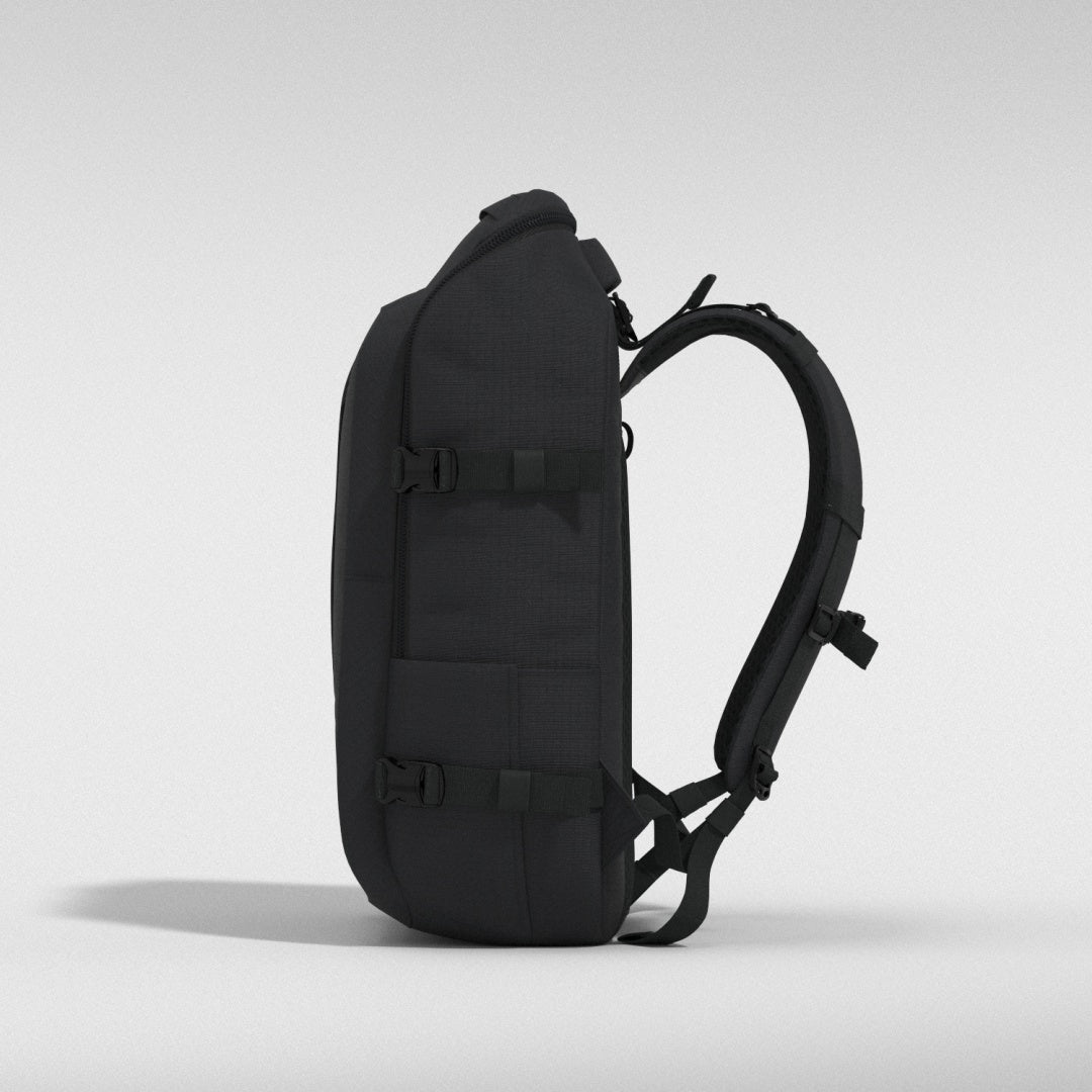 ADV Backpack 32L Absolute Black