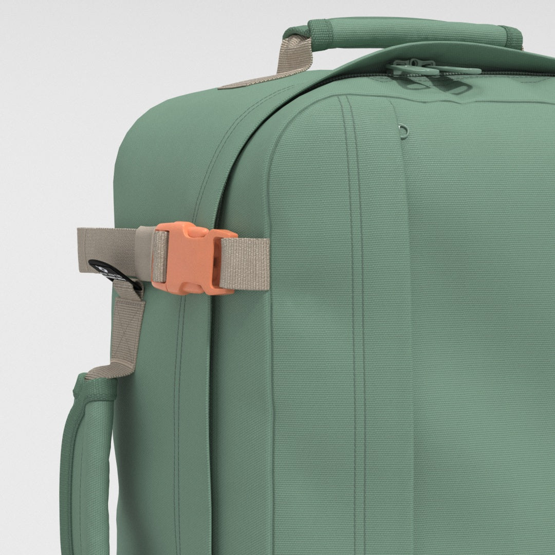 バッグ INV1811STP Sadona Sage Grey 36L Cabin Classic Backpack & Rucksack - 36L Sage Forest | CABINZERO