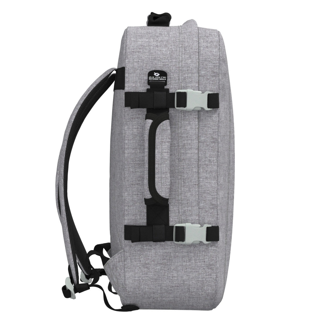 Classic Cabin Backpack 44L Ice Grey