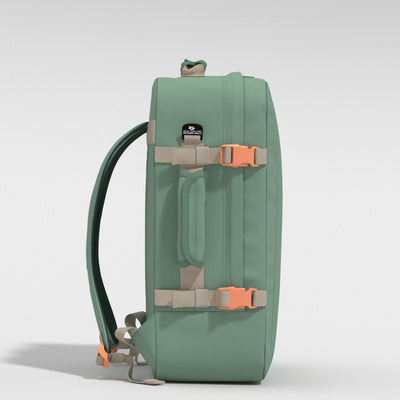 Classic Cabin Backpack 44L Sage Forest