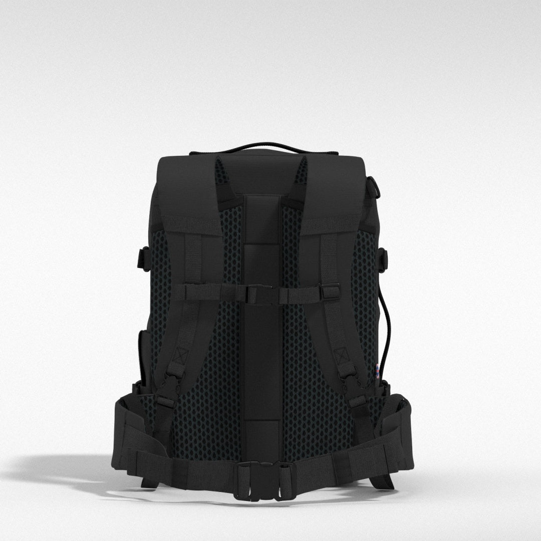 Classic Pro Backpack - 32L Absolute Black | CABINZERO