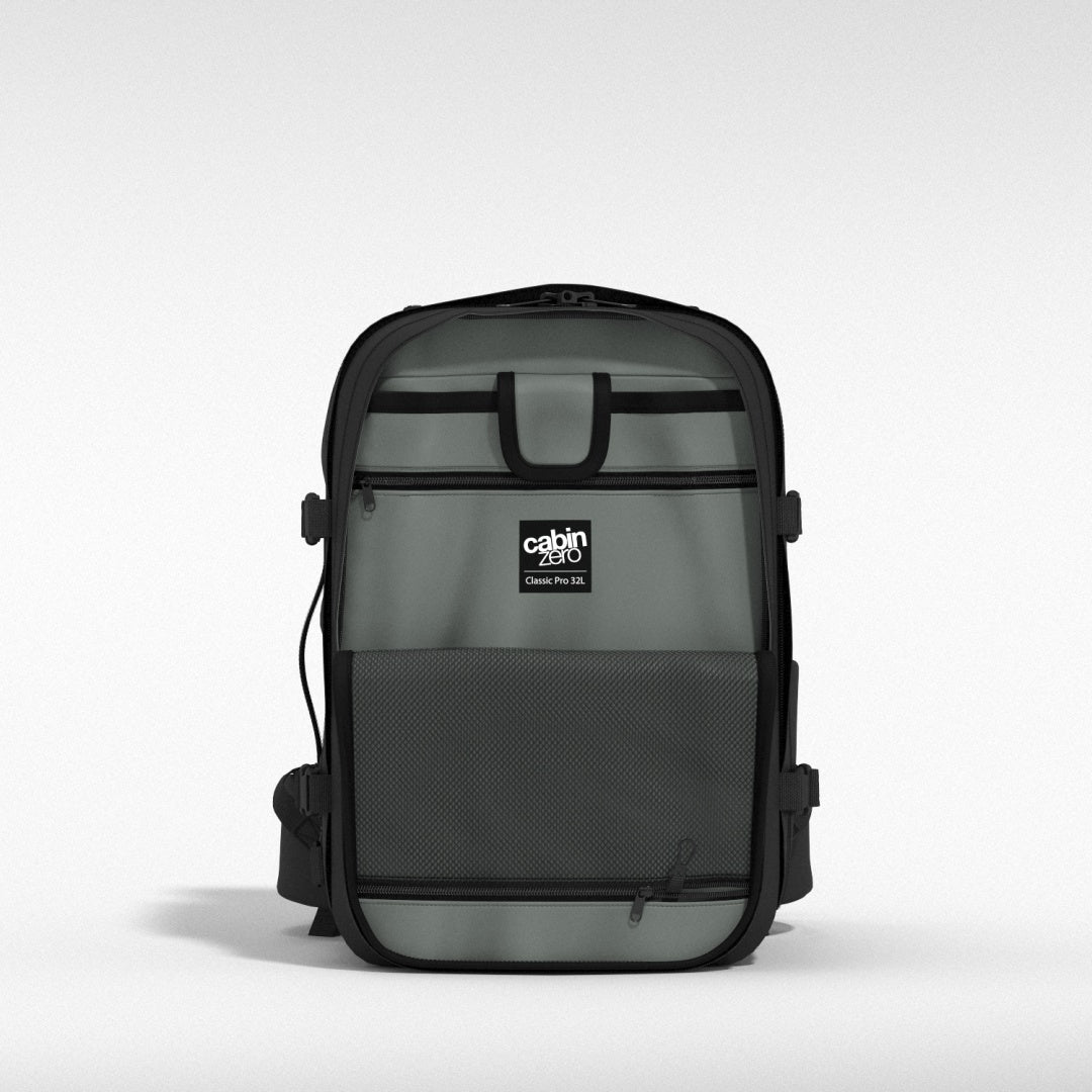 【新品】Cabin Zero Classic Pro 32L ブラック Classic Pro Backpack - 32L Absolute Black | CABINZERO