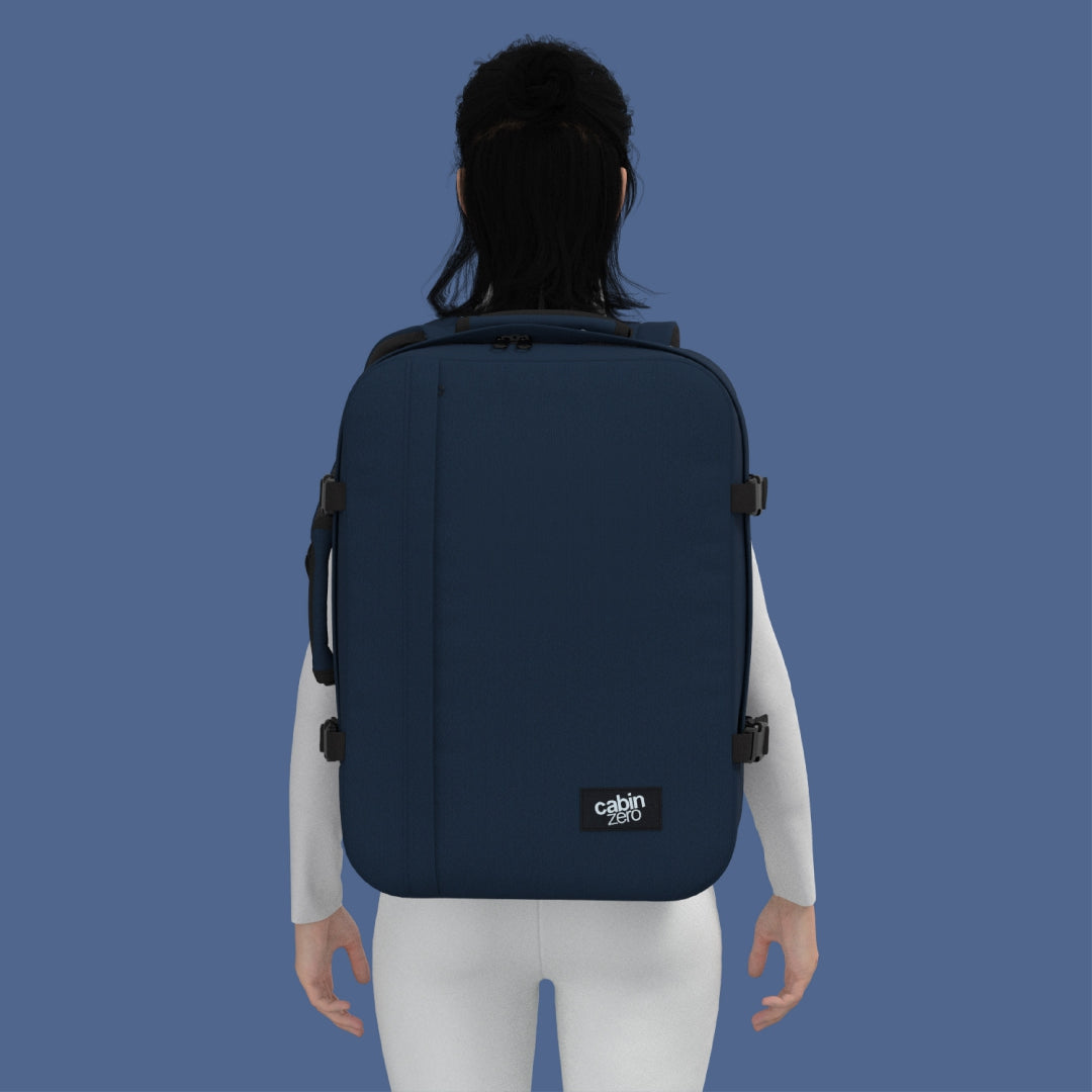 Classic Cabin Backpack 44L Navy