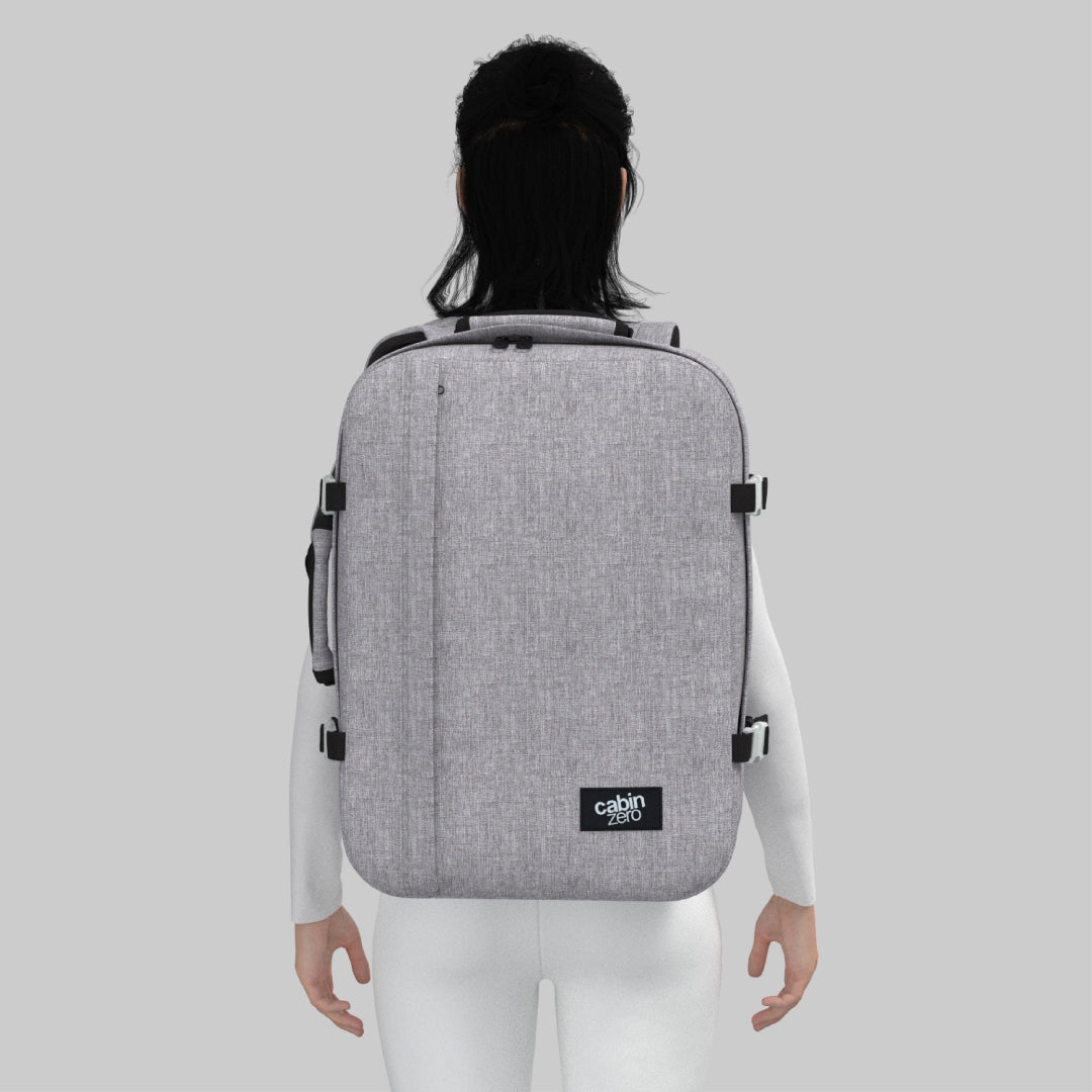 Classic Cabin Backpack 44L Ice Grey