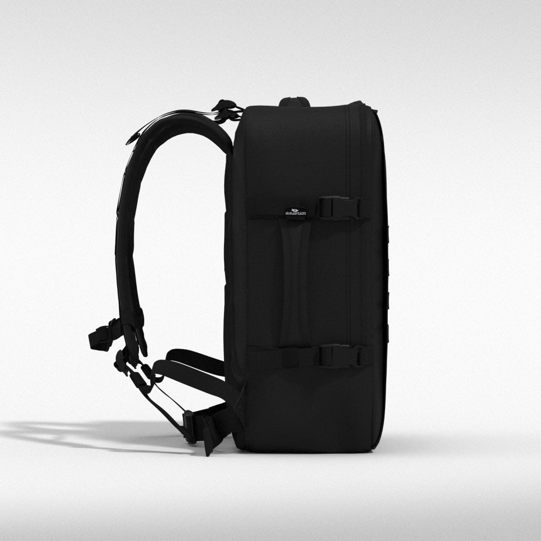 Military Mochila -  44L Absolute Black